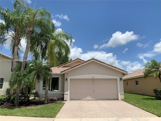11885 SW 7th St, Pembroke Pines, FL 33025