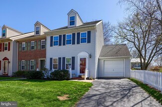 27 Pennwick Dr, Lititz, PA 17543