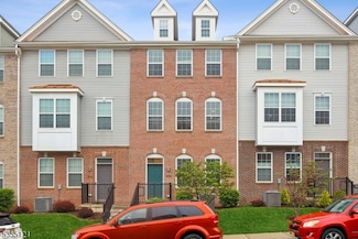 2008 Switzer Ave, Sayreville, NJ 08859