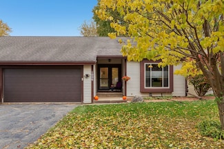 1006 S Division St Unit 2, Waunakee, WI 53597