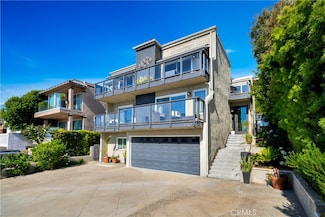 920 Quivera St, Laguna Beach, CA 92651