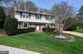 9702 Ladbrook Way, Fairfax, VA 22032