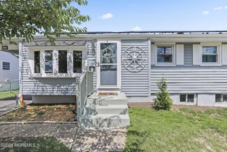 405 Johnson Ave, Union Beach, NJ 07735