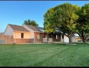 1404 S Eisenhower St, Hugoton, KS 67951