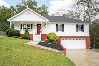 9226 Sugar Pine Dr, Soddy Daisy, TN 37379