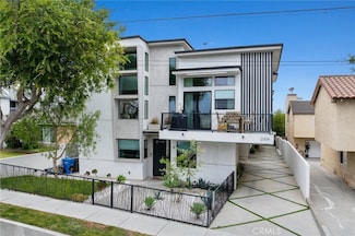 2004 Grant Ave Unit B, Redondo Beach, CA 90278