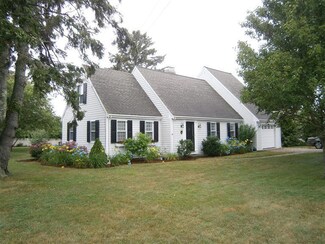 10 Doane Way, Harwich Port, MA 02646