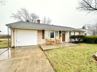 2901 N Bayview Ln, Sandusky, OH 44870