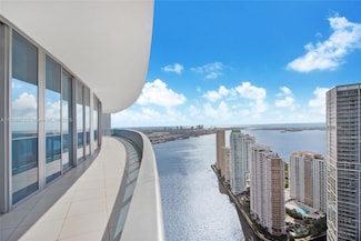 200 Biscayne Boulevard Way Unit PH5304, Miami, FL 33131