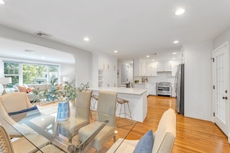 69 Hackensack Rd, Boston, MA 02467