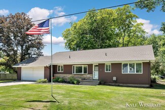 4690 Washington Ave, Saint Joseph, MI 49085