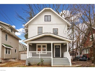 198 E Brookside Ave, Akron, OH 44301
