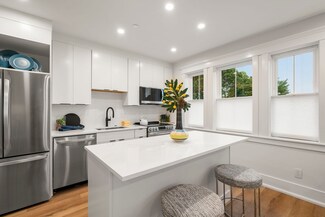 4459 Washington St Unit 7, Roslindale, MA 02131