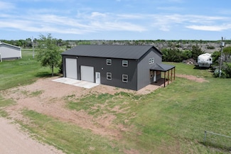 25212 S Westview Ln, Mount Hope, KS 67108
