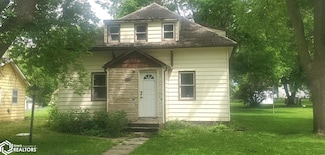 306 Maple St, Fenton, IA 50539
