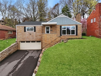 1450 Mohican Dr, Pittsburgh, PA 15228