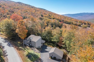73 Beechnut Dr, Lincoln, NH 03251