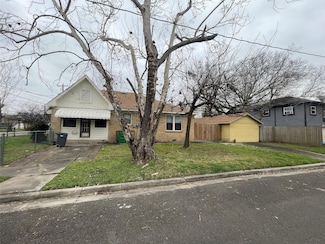 113 W Lobit St, Baytown, TX 77520