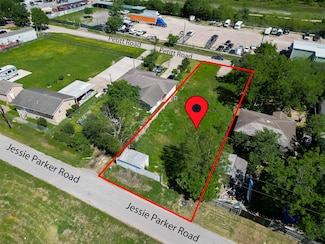15527 Petitt Rd, Sugar Land, TX 77498