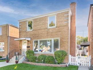 3433 N Pacific Ave, Chicago, IL 60634