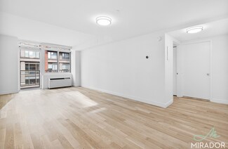 60 W 23rd St Unit 951, New York, NY 10010