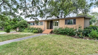 222 Robinhood Place, San Antonio, TX 78209