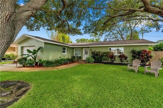 2082 N Druid Cir, Clearwater, FL 33764