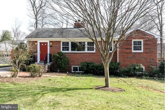 1108 Trinity Dr, Alexandria, VA 22314
