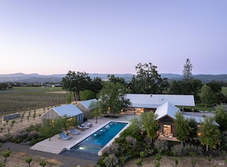 1540 W Zinfandel Ln, St. Helena, CA 94574