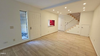 307 Rosewood St, Ventura, CA 93001