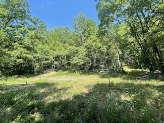 2400 Chicken Creek Rd, Pulaski, TN 38478