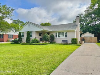 1209 Stockton Rd, Kinston, NC 28504
