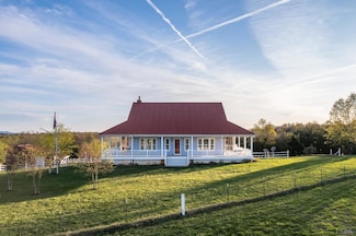 1025 Five Forks Rd, Bedford, VA 24523