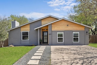 6809 Lunar Dr, Austin, TX 78745
