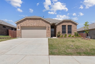 1914 Albany Ln, Cleburne, TX 76033