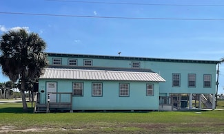 206 Camellia St E, Everglades City, FL 34139