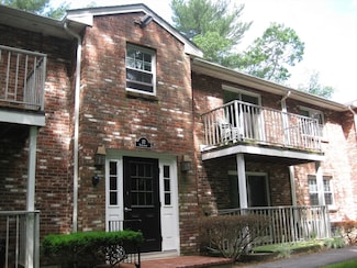 22 Kingswood Dr Unit 6F, Abington, MA 02351