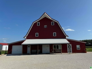 104 Main St, Varina, IA 50593