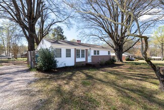 301 Woodland Dr, York, SC 29745