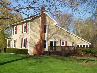 3986 Lakes Corners Rose Valley Rd, Clyde, NY 14433