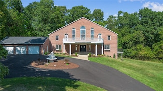 110 Oakhurst Dr, Canonsburg, PA 15317