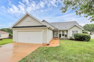 2916 Dairy Farm Dr, Monroe, NC 28110