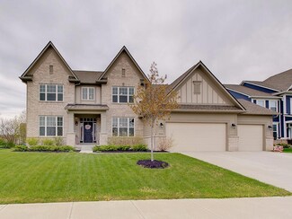 10080 Midnight Line Dr, Fishers, IN 46040