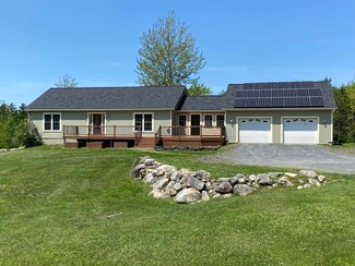 1894 Holt Rd, Marshfield, VT 05658