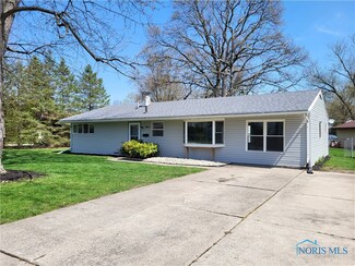 3044 Edgebrook Dr, Toledo, OH 43613