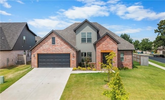 3200 SW Rosemont Ave, Bentonville, AR 72713