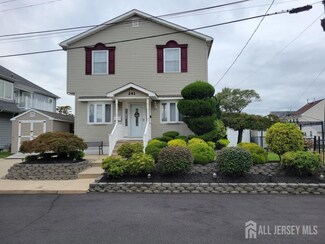 241 Beachwood Ave, South Amboy, NJ 08879