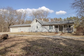 6062 E Toto Rd, Knox, IN 46534