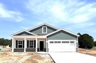 1019 Par Three Ct, Manning, SC 29102