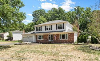 20 Navajo Rd, Manalapan, NJ 07726